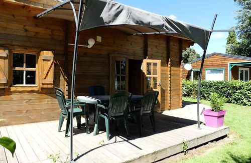 Saint-Nicolas des Eaux Chalet De Esquí | Camping Le Clos du Blavet *** - Chalet Ark 4 Habitaciones 6 Personas