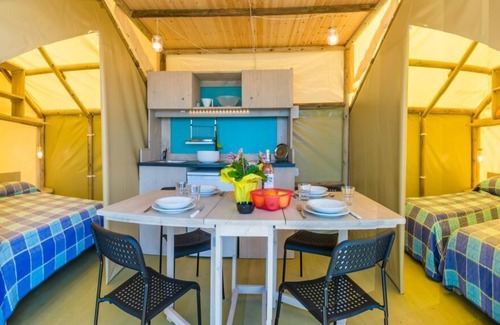Colà Di Lazise Alquiler De RV | Camping le Palme - Campground