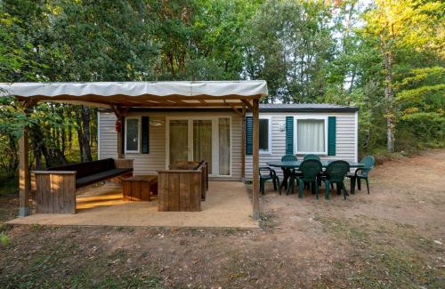 Les Eyzies Otro | Camping Le Pech Charmant