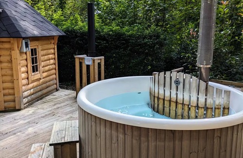 Saint-Leu-dEsserent Casa | Camping Le Pré des Moines*** - Wooden Star Bubble 1 Piece 2 People