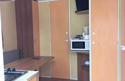 Thiviers Casa | Camping Le Repaire * - Small 2 bedroom mobile home - uncovered wooden terrace - 20m² (R14 -R15 - R21 + 038) 4 people