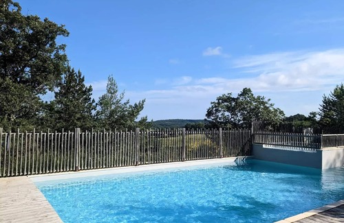 Belloc Chalet De Esquí | Camping le Roc del Rey** - 3 room chalet for 5 people