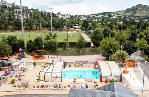 Severac-d'Aveyron Casa | Calquières de camping **** - Casa móvil agradable confort Plus 4 Habitaciones 6 Personas