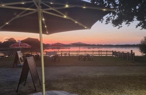 Chatillon-en-Vendelais Otro | camping les rives du lac