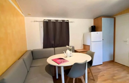 Beaumont-du-Perigord Casa | Camping Village **** El Molino Surier - Casa móvil 3 habitaciones 5 Personas