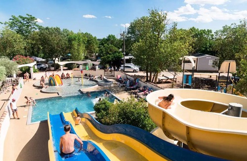 Canet Chalet De Esquí | Camping maeva Club Les Rivières **** - Chalet Gitotel 3 Rooms 5 People Air Conditioned + TV