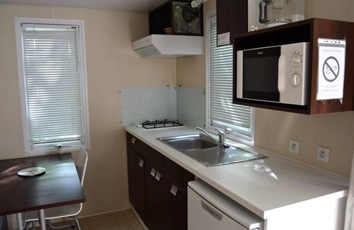 Salavas Casa | Camping maeva Escapades Le Casque Roi *** - Mobil Home Confort 3 Rooms 4 People Air Conditioned + TV