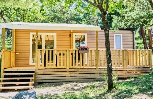 Recoubeau-Jansac Casa | Acampar Couriou **** - Casa móvil Confort Plus 3 Habitaciones 4 Personas