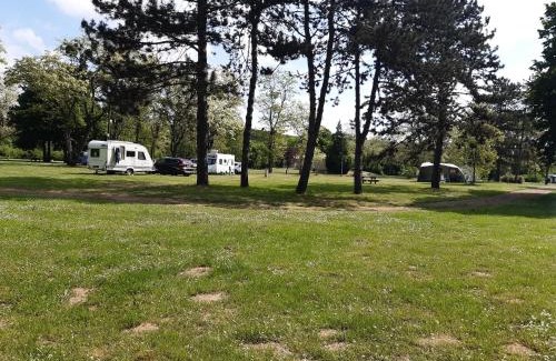 Pouilly-sur-Loire Otro | Camping Onlycamp Le Malaga