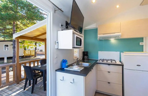 Greoux-les-Bains Casa | Camping Paradis La Pinède**** - Mobile home Cezanne 3 rooms 4 people Air-conditioned