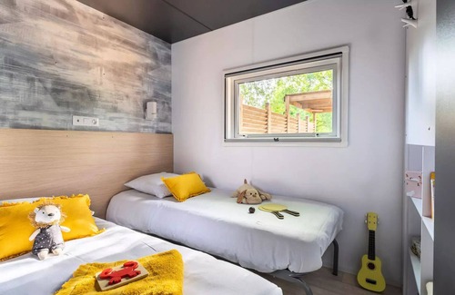Loches Casa | Camping Romanée La Citadelle* - EXCLUSIVE mobile home - 2 bedrooms - 2 bathrooms for 4 people