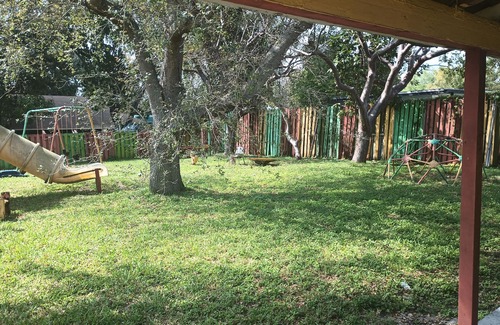 San Souci Estates Alquiler De RV | Camping space for rent. One person tent ⛺ available