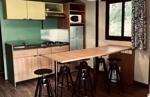 Vetricella Chalet De Esquí | Camping Vigna Maggiore *** - Chalet TIRIA 35m² / 2 bedrooms - Spacious 5 people