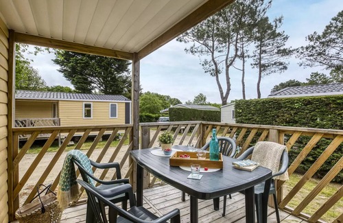 Nesles-la-Vallee Casa | CampingLe Grand Paris**** - Premium 4-room mobile home for 6 people