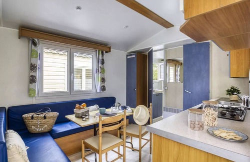 Nesles-la-Vallee Casa | CampingLe Grand Paris**** - Comfort mobile home 3 rooms 4 people