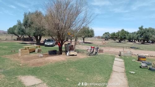 Huaco Otro | Campings , granja y hostal el tata