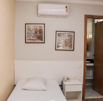 Carlos Prates Hotel | Campos Gerais Hotel - Próximo a Rodoviária e Mercados Turísticos