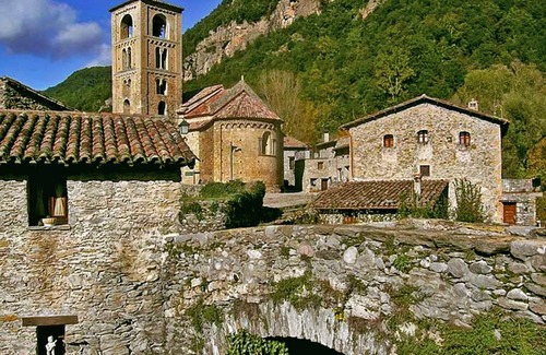 Camprodon Apartamento | ⭐Acogedor Apartamento en el centro de Camprodon⭐Grupos 7 pers