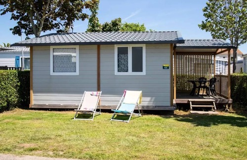 Bourgenay Chalet De Esquí | Campsite maeva Club Les Dinosaures **** - Cozy 2-Room Chalet 2 People + TV