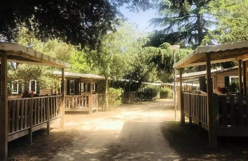 Saint-Jean-Pla-de-Corts Chalet De Esquí | Campsite Les Casteillets *** - Chalet Comfort 16 m2 - 1 bedroom - air conditioning (extra sleeping possibility) 4 persons