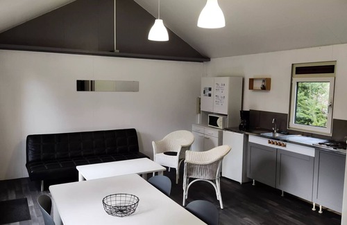 Champagnac-le-Vieux Chalet De Esquí | Camping La Chanterelle *** - Chalet 4 Habitaciones 6 Personas