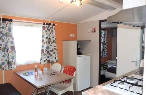 Illiers-Combray Casa | Camping Le Bois Fleuri *** - Casa móvil 3 habitaciones 4 Personas