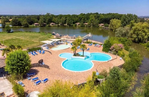 Poilly-lez-Gien Casa | Campsite Les Bois du Bardelet***** - Mobile home Comfort 3 rooms 4 adults + 2 children