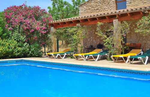 Lloret de Vistalegre Villa | Can Blanc 018 finca rústica con piscina privada, aire acondicionado, terraza y barbacoa