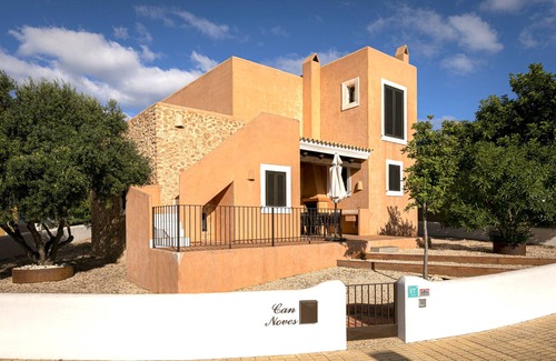 Sant Francesc Xavier Villa | CAN NOVES- Magnifica villa de nueva construcción, céntrica y bien equipada