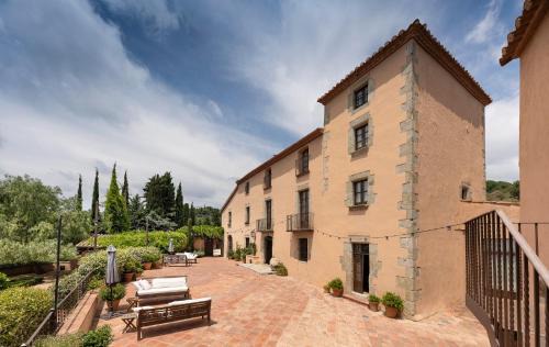 Sant Vicenc de Montalt Hotel | Can Mora de Dalt