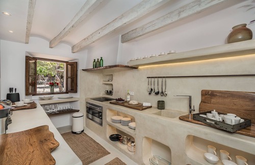 Deia Villa | Villa con mucho espacio exterior y piscina perfecta para una familia