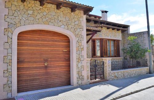 Petra Casa | Can Roca