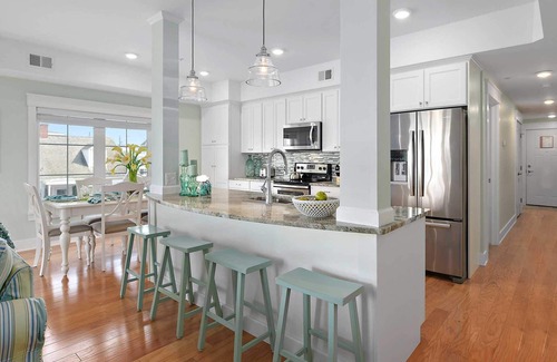 Ocean City Condominio | ¡Nuevo! Bayfront Condo w / Fantastic Views - pregunte acerca de los especiales de mitad de semana de septiembre