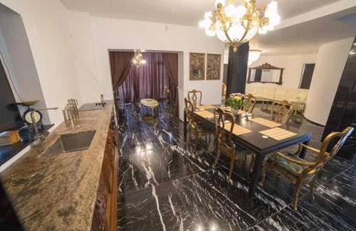 Eforie Nord Apartamento | Canada Castle -Luxury Vila & Apartment with Sea View