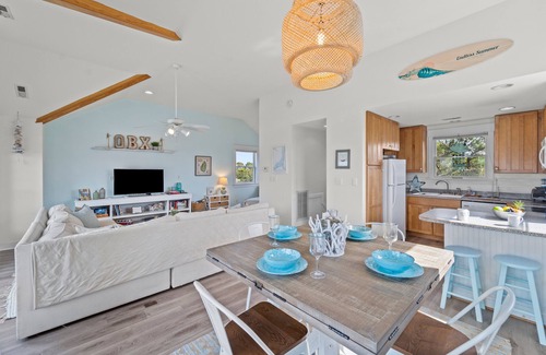 Brigands' Bay Casa | Canal Front, Dog Friendly, Dock & Hot Tub