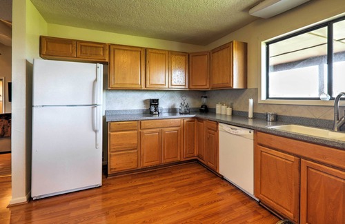 Freeport Casa | Freeport Home w / Canal View + Boat Dock, cerca de las playas