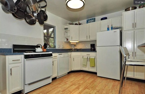 South Bethany Harbor Casa | Canal Front Home con muelle y valla. 5 minutos a pie de la playa! Mascota amigable