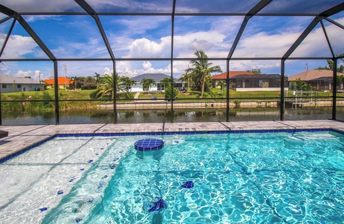 Trafalgar Casa | Canal Front, Private Pool, Cape No Fear