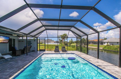 Trafalgar Casa | Canal Front, Private Pool, Cape No Fear
