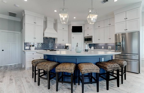 Isla Del Sol Casa | Canal Home w/Boat Slip, Elevator & Golf Cart
