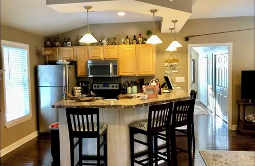Morehead City Apartamento | Canal Retreat -Full apartment – 15 minutes to Beaufort – 12 minutes to Havelock