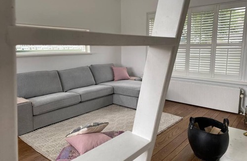 Berkhout Casa | Canal Side Cozy Home w/ Wood Burning Fireplace