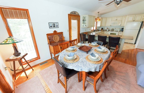 South Bethany Harbor Casa | Canalfront Retreat w/ Dock, Kayaks & Screened Porch – Pet-Friendly!