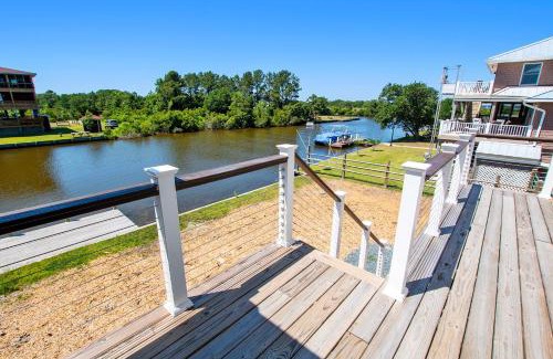 Carova Beach Casa | Canalfront, water views, wild horses! 4x512, No Bad Days