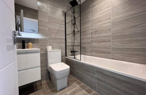 West Hendon Apartamento | Canberra Suite 2BR 2BA by Hyde Edgware Rd