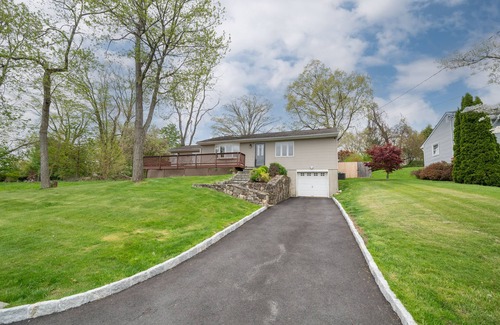 Brookfield Casa | Candlewood Lake, Brookfield CT