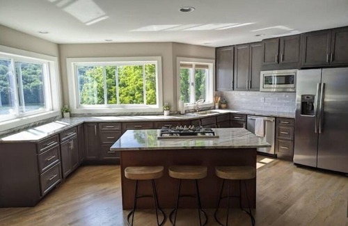 Danbury Casa | Candlewood Lake - Family Getaway with direct lake access. 3775 sqft home.