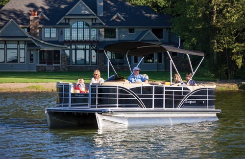 Danbury Casa | Candlewood Lake Family Fun