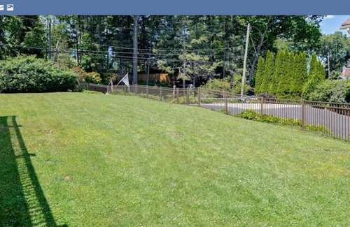 Danbury Casa | Candlewood Lake Retreat (Lakeside)