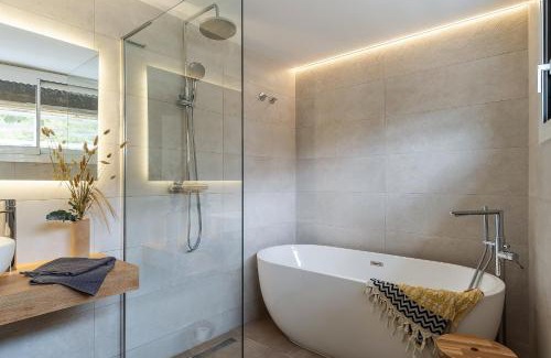 Castelldefels Casa | Canela Homes COSTA CASA AILA